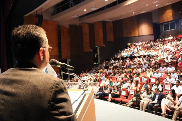Exitosa conferencia magistral de Alejandro Ariza organizada por #CanacoTuxtla